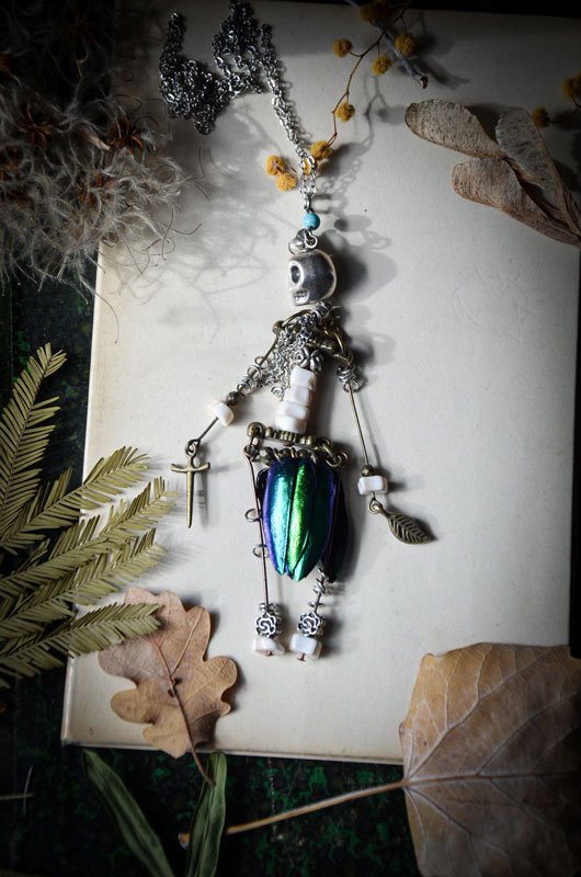 Sautoir Squelette Elytres de scarabée