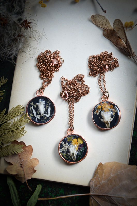 Collier Mini Crâne en résine | Placage Cuivre