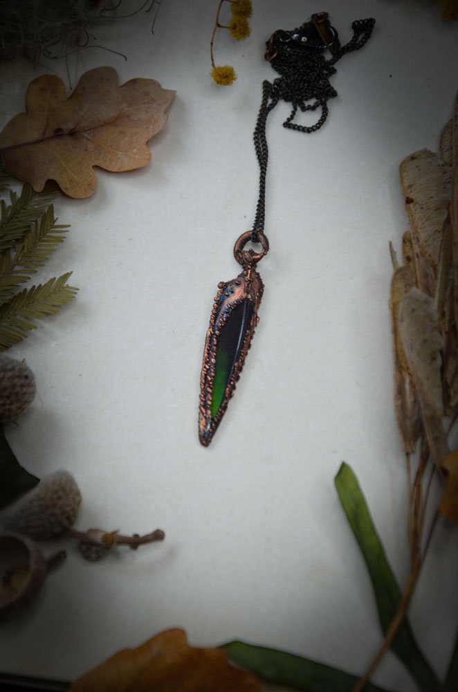 Collier Mini Plume naturelle plaquée en cuivre – Image 1