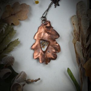 Collier Feuille de Chêne plaquée en cuivre