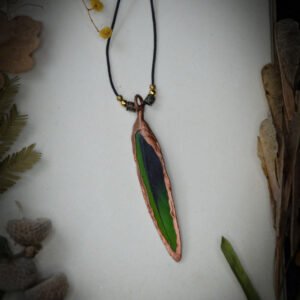 Collier Plume naturelle plaquée en cuivre